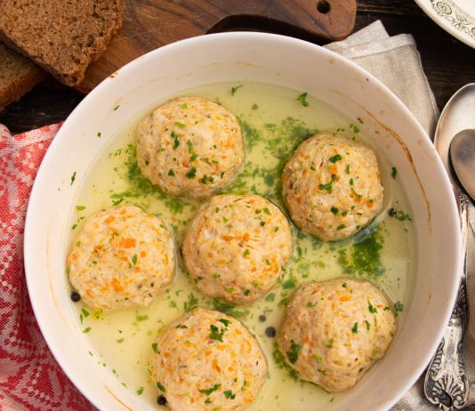 Диетические куриные фрикадельки с овощами - Основные блюда и гарниры dieticheskie-kurinye-frikadelki-s-ovoshhami