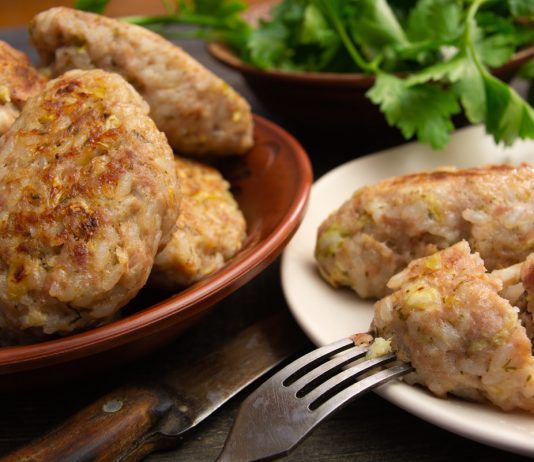 Ленивые голубцы с капустой, рисом и фаршем в духовке - Основные блюда и гарниры Ленивые голубцы с капустой, рисом и фаршем в духовке