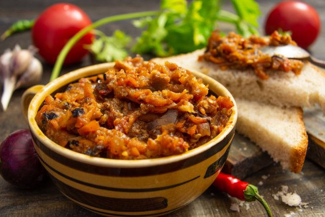 Паштет из баклажанов с грецкими орехами