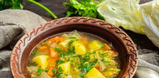 Ароматные щи с пекинской капустой