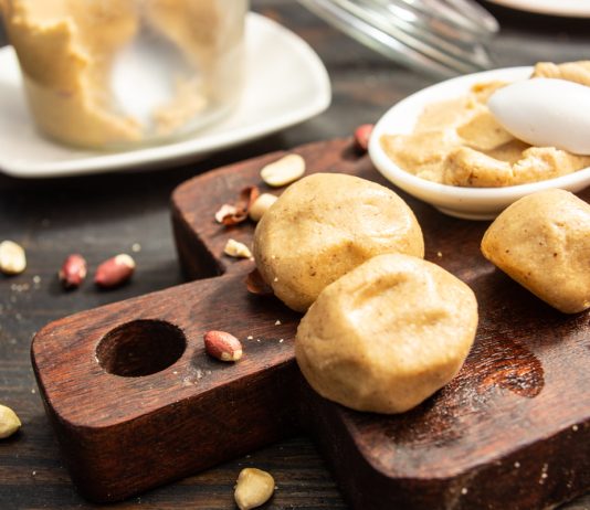 Рождественское чудо — марципан из арахиса