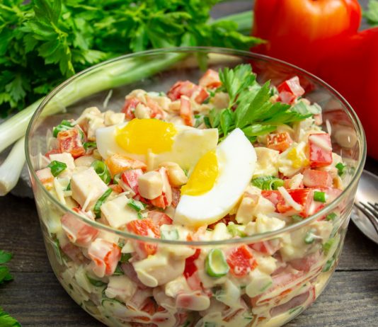 Салат из болгарского перца на праздничный стол