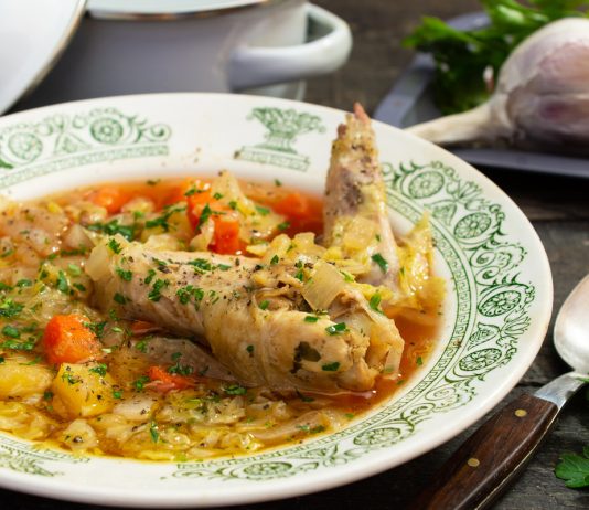 Ароматный куриный суп из крылышек - Первые блюда Ароматный куриный суп из крылышек