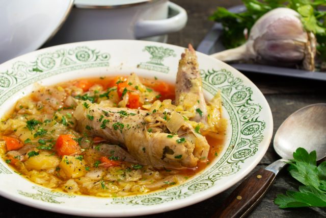 Ароматный куриный суп из крылышек Ароматный куриный суп из крылышек
