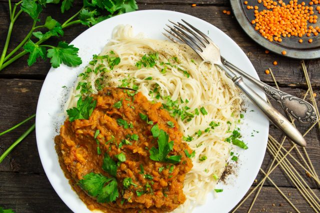 Вкусное болоньезе с чечевицей Вкусное болоньезе с чечевицей