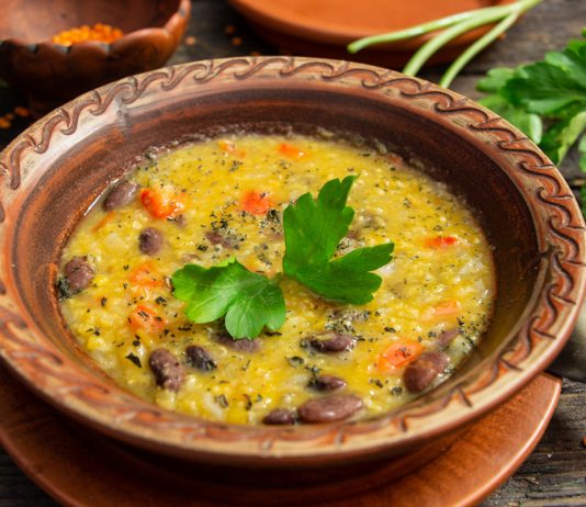 Постный сытный суп из бобовых - Постные блюда Постный сытный суп из бобовых