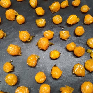 Конечно, свежий физалис вкусен, полезен, даже целебен. Но удовольствия для души тоже никто не отменял