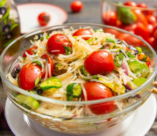 Салат с рисовой лапшой и овощами по-корейски - Рецепты Салат с рисовой лапшой и овощами по-корейски