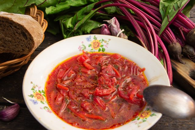 Борщ с капустой, свеклой и горчицей Борщ с капустой, свеклой и горчицей