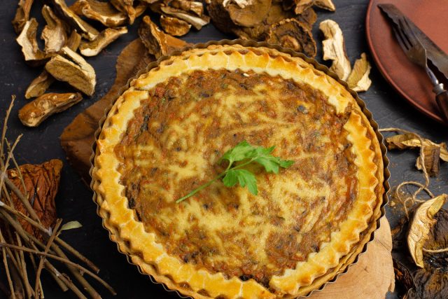 Грибной тарт с сыром