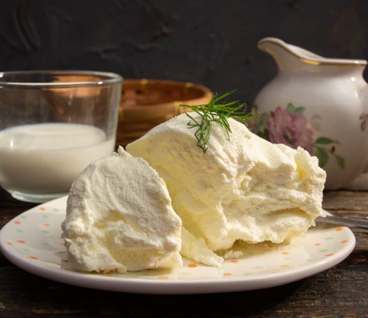 Мягкий творожный сыр из сметаны - Соусы и маринады Мягкий творожный сыр из сметаны