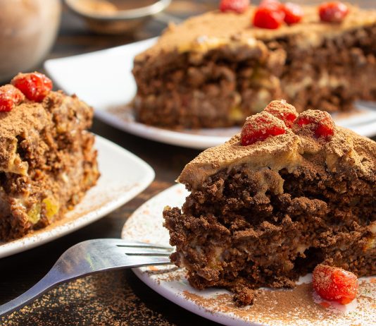 Вегетарианский шоколадно-имбирный торт