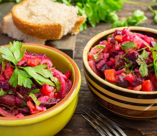 Винегрет с квашеной капустой и огурцами - Рецепты Винегрет с квашеной капустой и огурцами