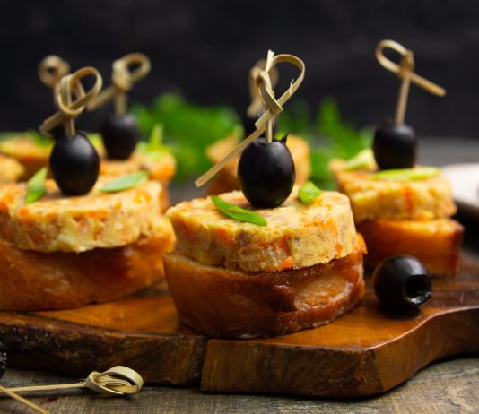 Закуска из сельди к праздничному столу - Рецепты Закуска из сельди к праздничному столу