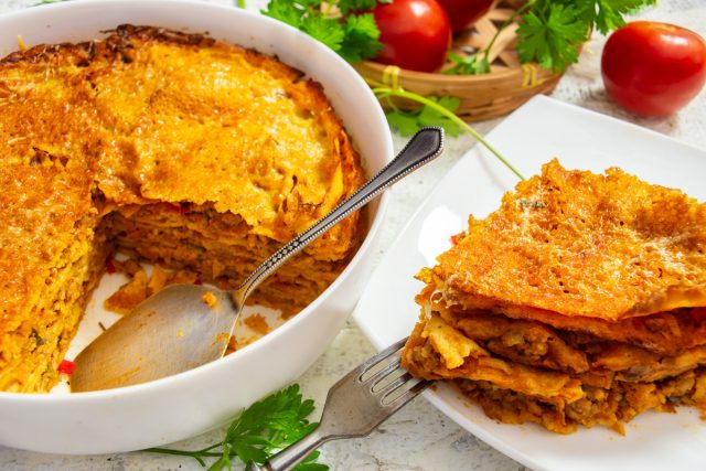 Лазанья из блинов с фаршем Лазанья из блинов с фаршем
