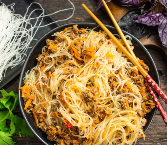 Фунчоза с фаршем