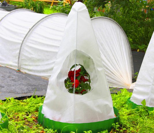 Как укрывать розы на зиму легко и надежно? - Цветник и ландшафт Как укрывать розы на зиму легко и надежно?