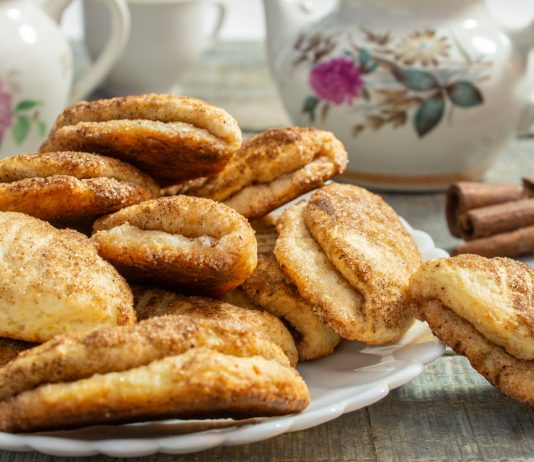 Печенье из творога с корицей