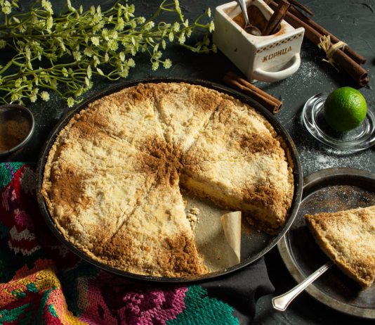 Самый быстрый пирог из творога — тёртый творожный пирог