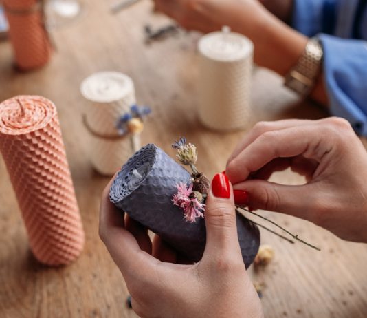 Ароматные свечи из вощины своими руками — лучше магазинных.