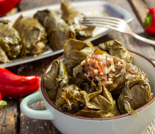 Долма с фаршем, рисом и овощами - Основные блюда и гарниры Долма с фаршем, рисом и овощами