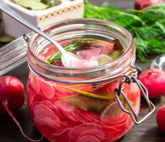 Маринованный редис с медом и пряными травами - Постные блюда Маринованный редис