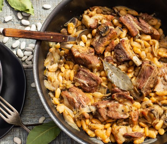 Рагу из белой фасоли с ребрышками - Основные блюда и гарниры Рагу из белой фасоли с ребрышками