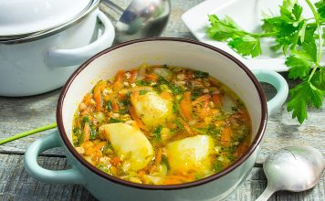 Суп из фарша и картофеля — обед за полчаса!