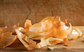 Польза луковой шелухи для растений — личный опыт и научное объяснение