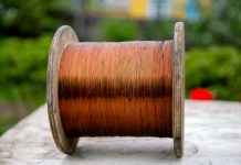 Зачем бить растения током, или Что такое электрокультура? Зачем бить растения током, или Что такое электрокультура?