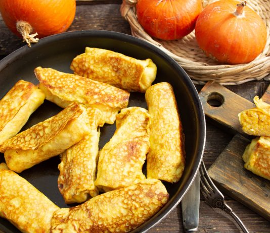 Фаршированные блины с тыквой и рисом