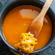 Добавляем вареный круглый рис.