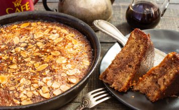 Манник на молоке, пропитанный сиропом