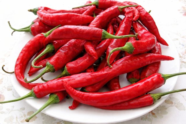 Сорт, выведенный специально для климата средней полосы. Хорошо переносит перепады температуры, стабильно плодоносит и не требует сложного ухода. Универсальный вариант для теплицы и открытого грунта. Сорт, выведенный специально для климата средней полосы. Хорошо переносит перепады температуры, стабильно плодоносит и не требует сложного ухода. Универсальный вариант для теплицы и открытого грунта.