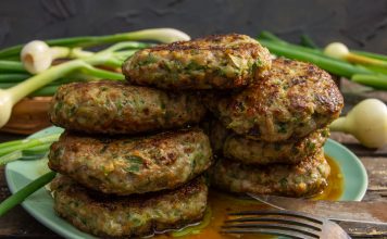 Свиные котлеты с зеленым луком – самые сочные котлеты