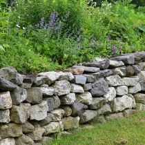 Подпорная стенка из камня. Вариант 3