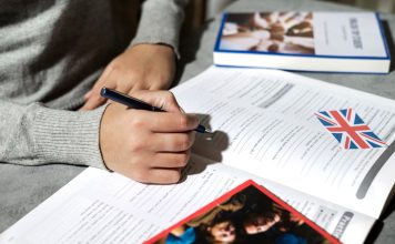 Рейтинг лучших онлайн-школ английского языка 2026: Как найти «ту самую» и не слить бюджет