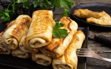 Блинчики с тушенкой Блинчики с тушенкой