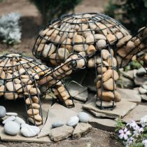 Черепаха из габиона