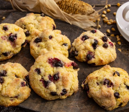 Мягкое апельсиновое печенье с черной смородиной - Выпечка и изделия из теста