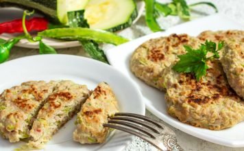 Котлеты из кабачков и фарша