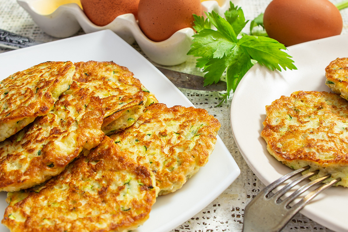 Вкуснейшие кабачковые оладьи с творогом и геркулесом