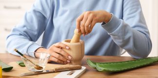Как применять алоэ вера с пользой для красоты кожи, волос и ногтей? Как применять алоэ вера с пользой для красоты кожи, волос и ногтей?