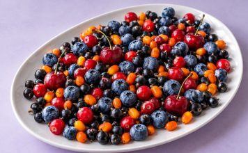 5 самых полезных ягод по мнению нутрициолога
